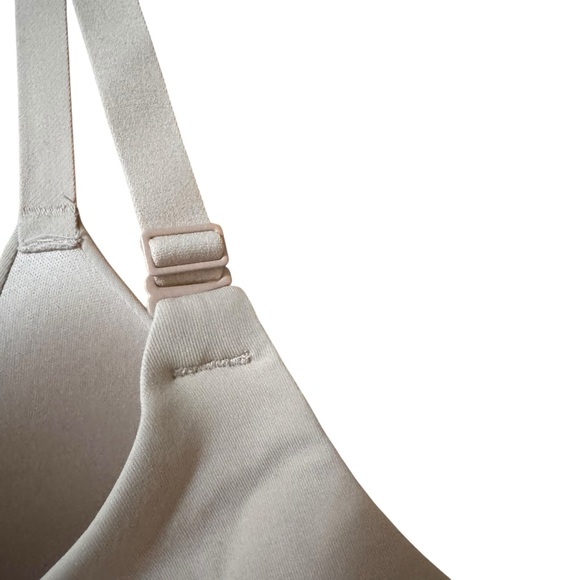 SKIMS Fits Everybody T-Shirt Demi Bra Size 40C Beige Underwire Padded - Picture 6 of 7